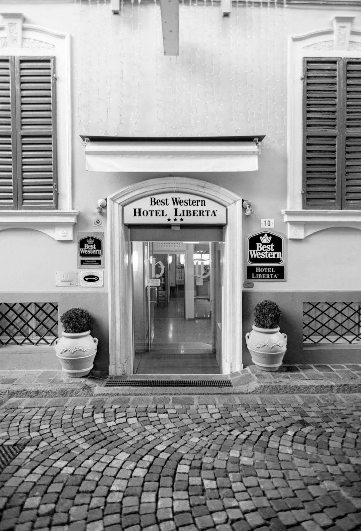 Best Western Hotel Liberta Модена Екстериор снимка